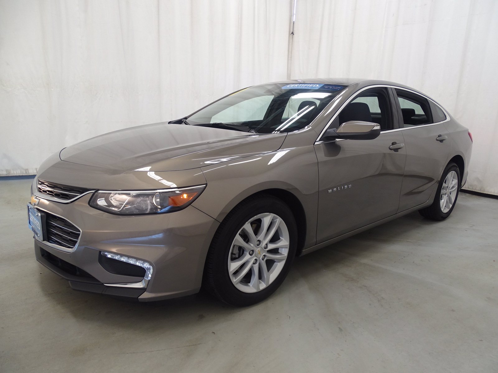 Pre-Owned 2017 Chevrolet Malibu LT FWD 4dr Car